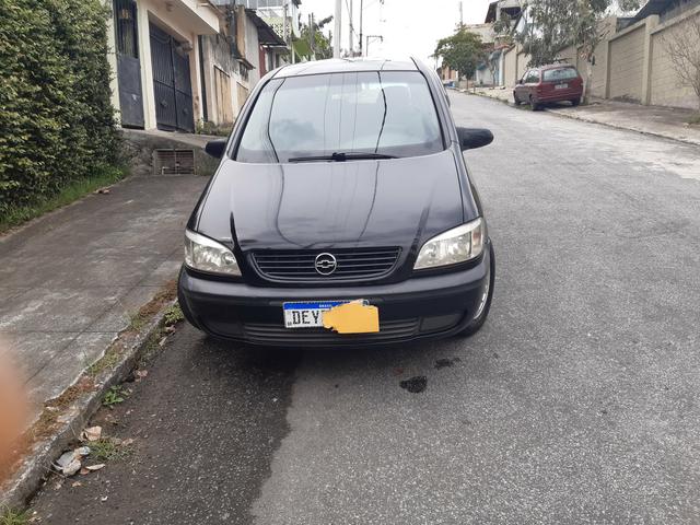 Zafira 7 lugares + GNV raridade - Foto 13