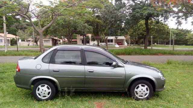 Chevrolet Classic LS 1.0 Flex 8v 2012 - Foto 2