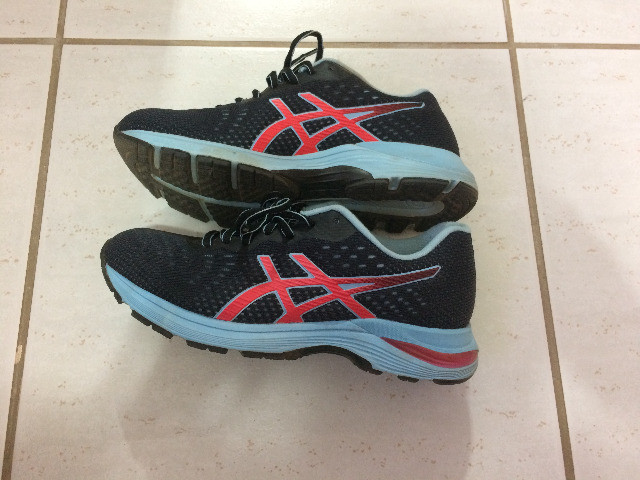 tenis asics 35