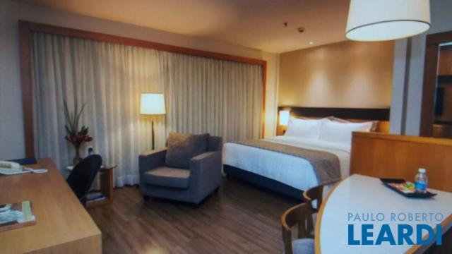 Loft à venda com 1 dormitórios em Itaim bibi, São paulo cod:570310