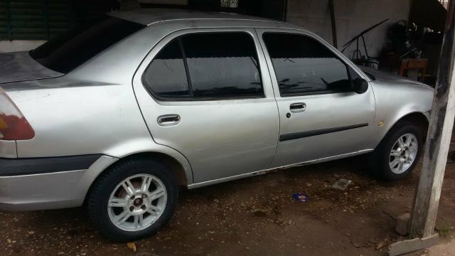 Vendo carro muito bom