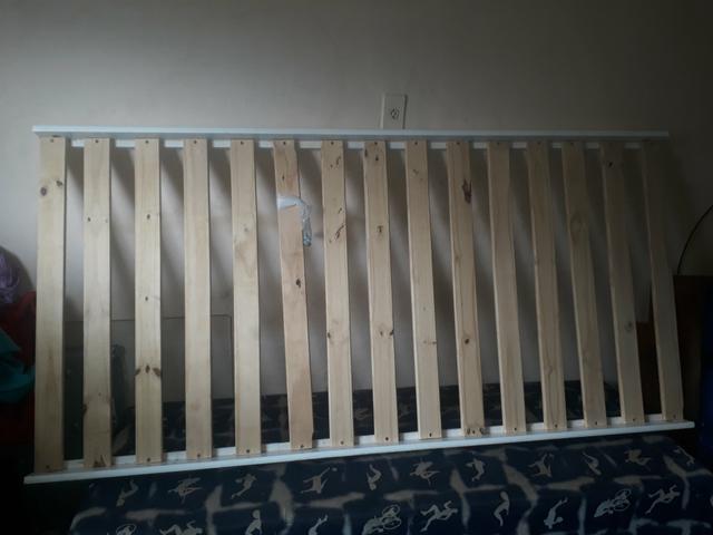 Cama de solteiro R$100