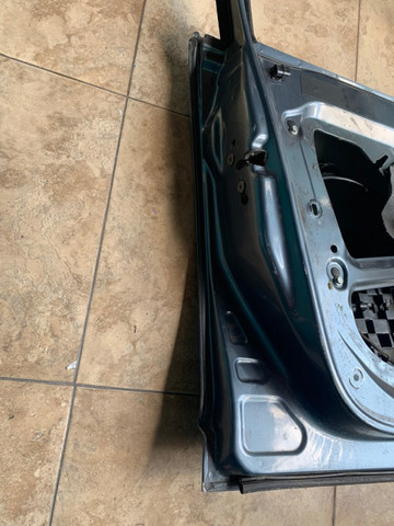 Porta dianteira citroem c4 pallas original - Foto 4