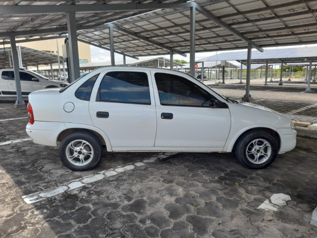 CORSA SEDAN 2008