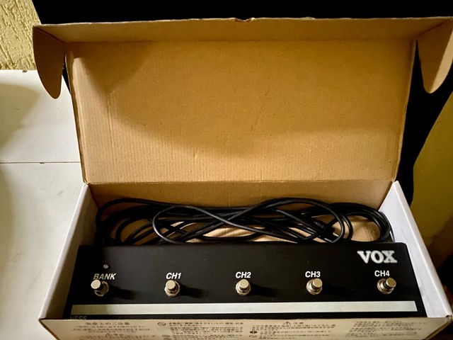 Vox Vt40 c/ Footswitch VFS5 - Foto 3