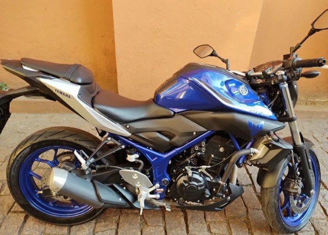 YAMAHA MT03