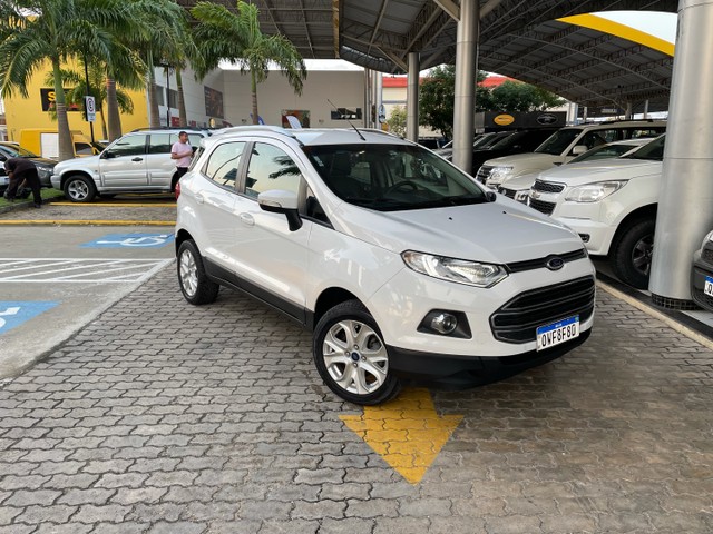 ECOSPORT TITANIUM 2015 TOP