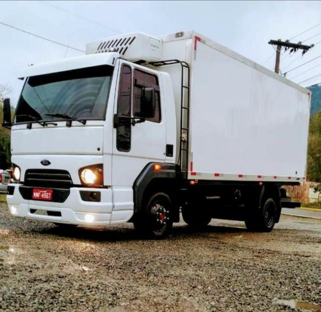 VENDO CARGO 816
