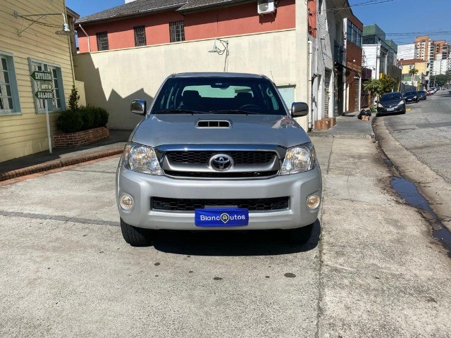 TOYOTA HILUX3.0 SRV 4X4 CD 16V TURBO INTERCOOLER DIESEL 4P AUTOMÁTICO