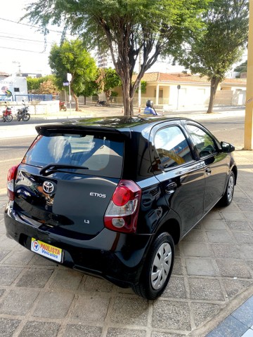 ETIOS AUTOMÁTICO TOP