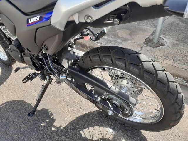 YAMAHA LANDER