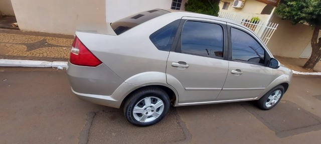 FIESTA SEDAN 1.6 FLEX 09/09