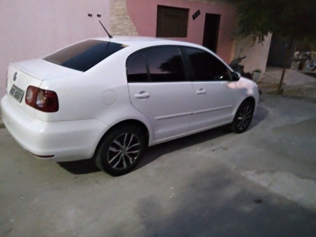VENDO: VW POLO SEDÃ 1.6 COMPLETO, ANO 2012, O MAIS NOVO DO VALE DO ASSÚ.
