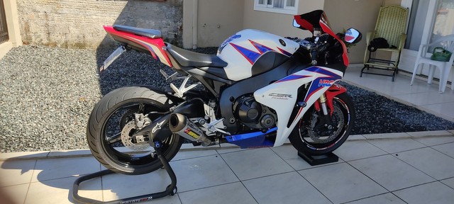 VENDO CBR 1000RR FIREBLADE HRC.