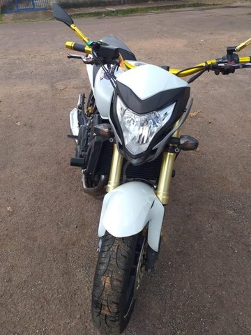 MOTO HONDA CB 600C.