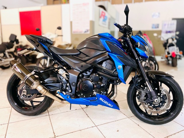 SUZUKI GSXS 750