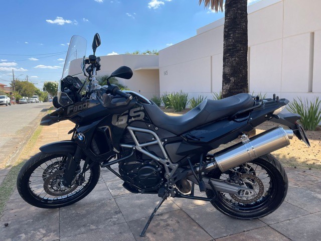 BMW F800 TRIPLE BLACK