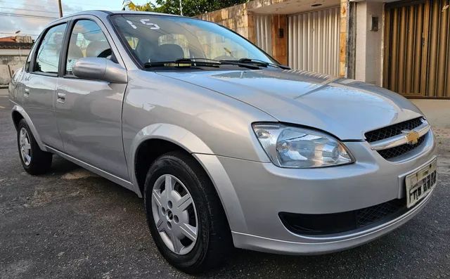 Chevrolet Classic 2015 passa a ter ar-condicionado de série - Carros e  motos - Extra Online