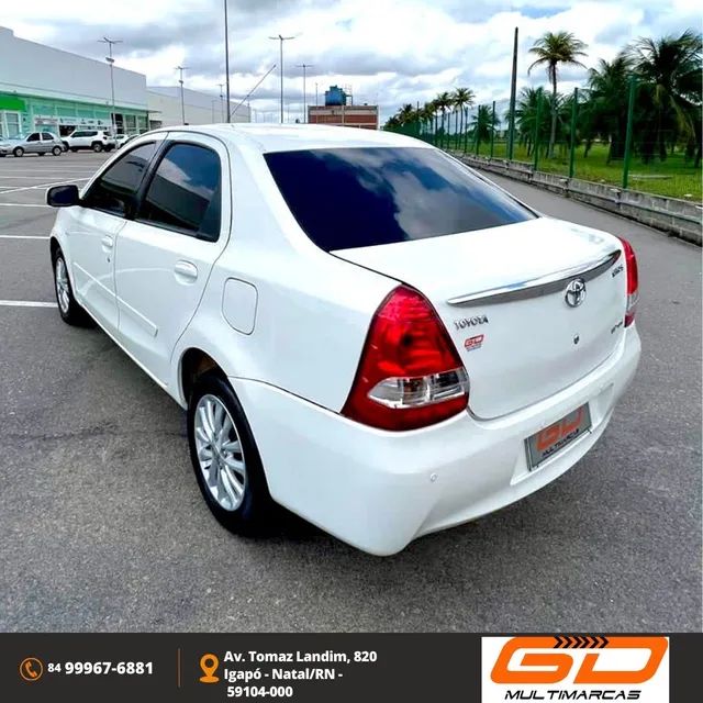 Etios Sedam XLS 1.5 2013 - Foto 5