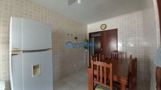 SM/Excelente casa em amplo terreno com 720m² e área construída de 250 m², 04 suítes. - Foto 4
