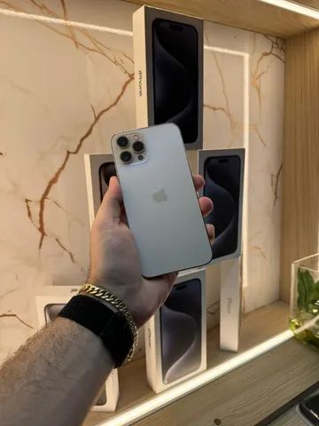 Semi-novo Bem Conservado iPhone 12 Pro Max de 128 Gigas