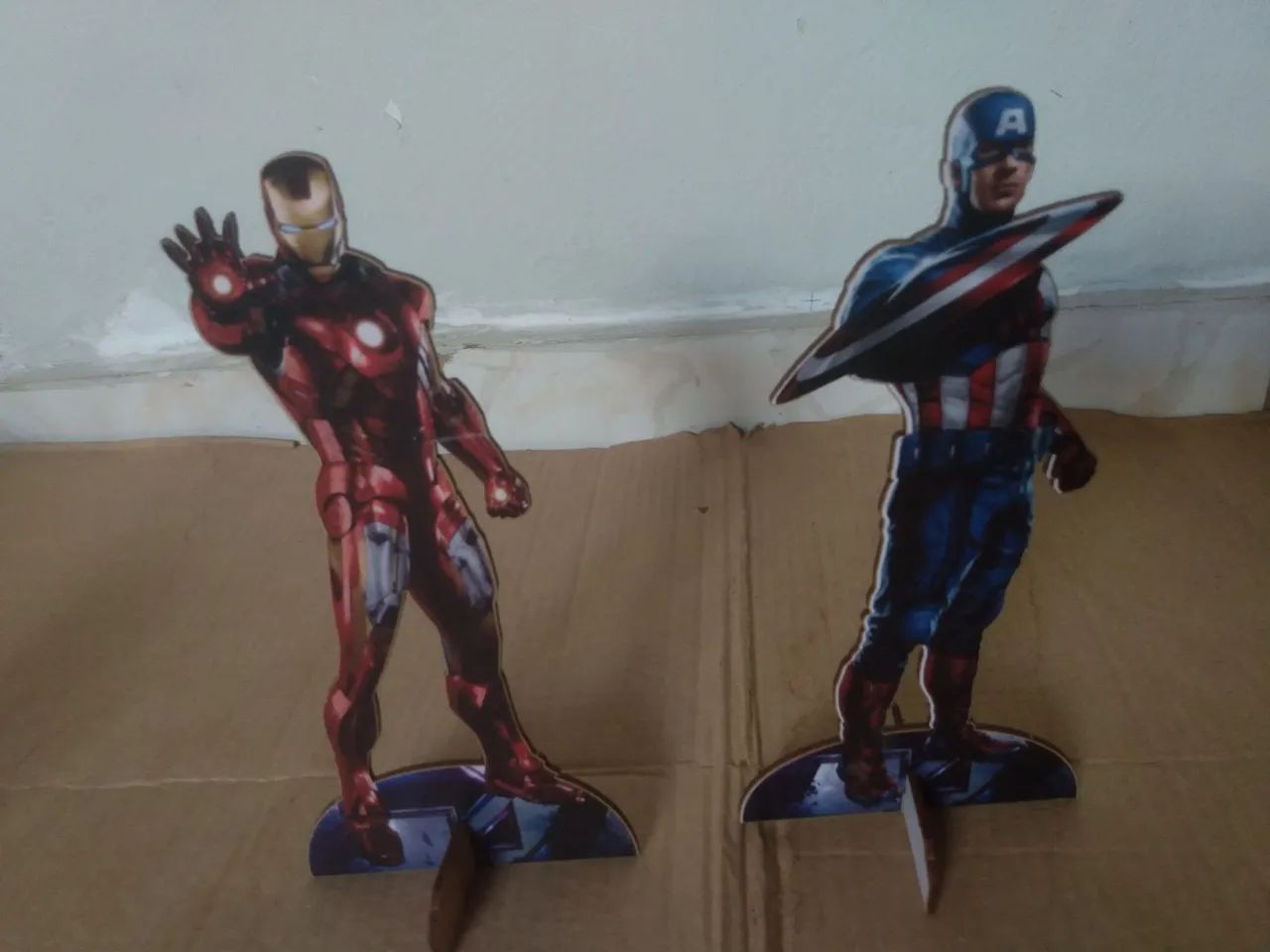 Totens em MDF dos Advengers para festas infantis  - Foto 3