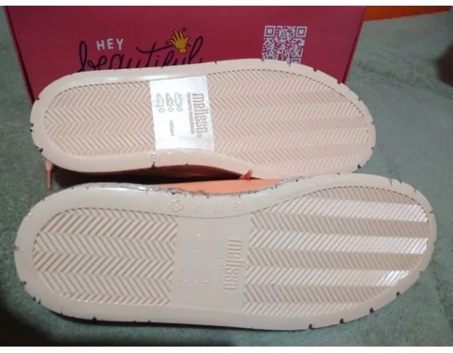 Tênis melissa exclusivo edição limitada Box hello melissa  - Foto 3