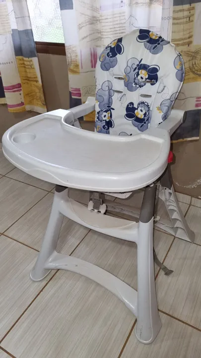 Cadeira alimentação