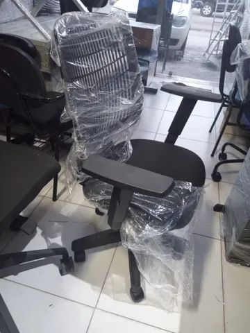 Cadeira giratória diretor UNIQ - Foto 6