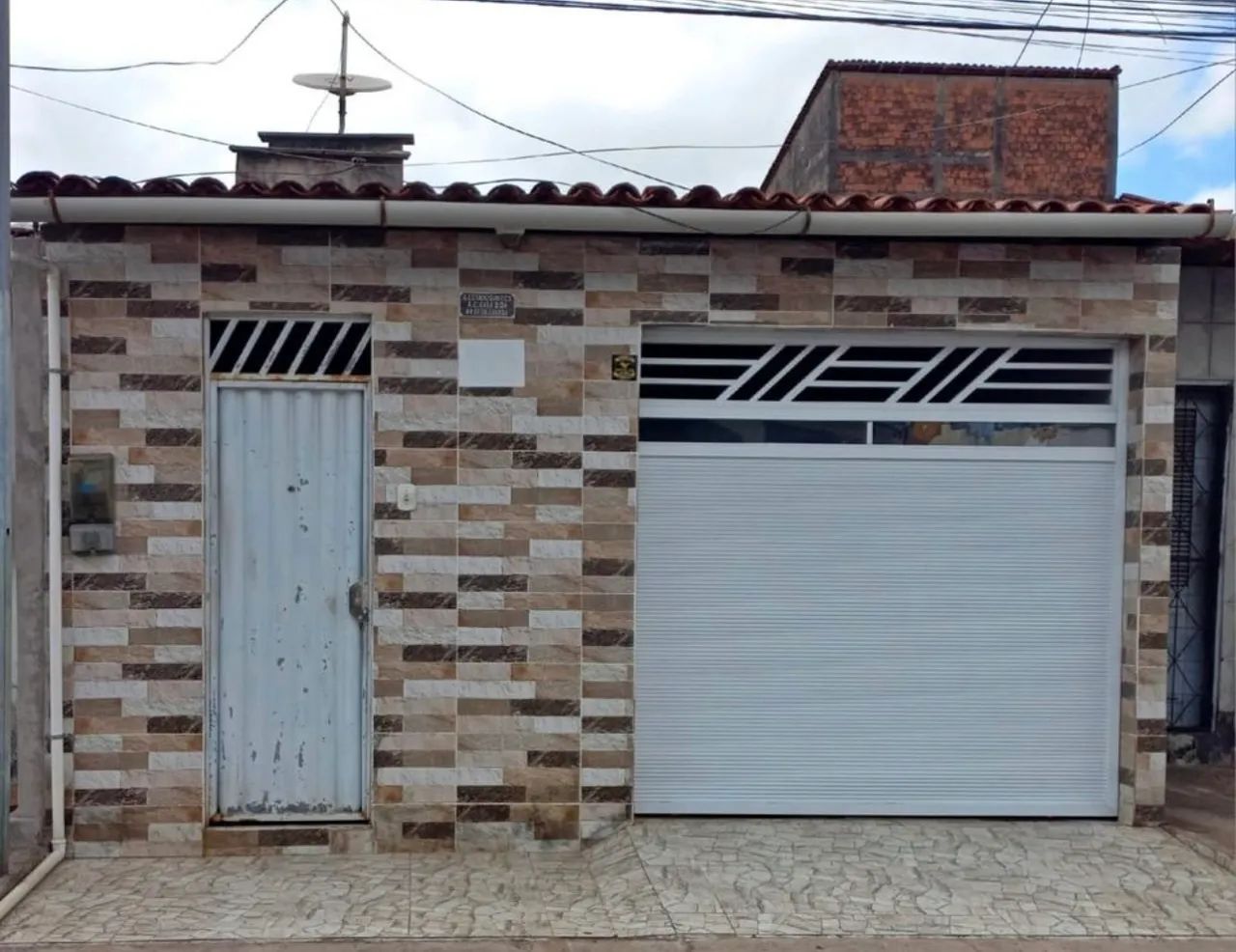 - Casa no São Raimundo