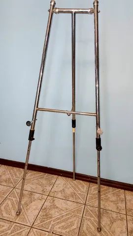 Cavalete de madeira e de de inóx para Quadro Presença e Pintura. Leia o anúncio - Foto 4