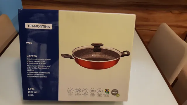 Panela Wok Tramontina