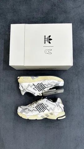 Tênis Adidas Response CL x Bad Bunny Original