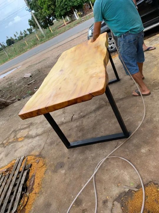 Mesa com base em metalon - Foto 3