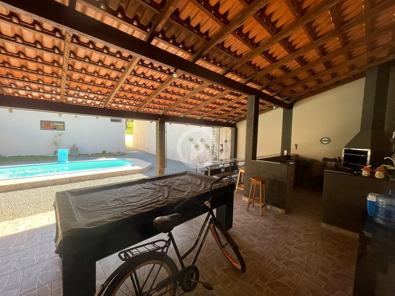 Casa de Alvenaria com ampla área de festas e piscina - Foto 3