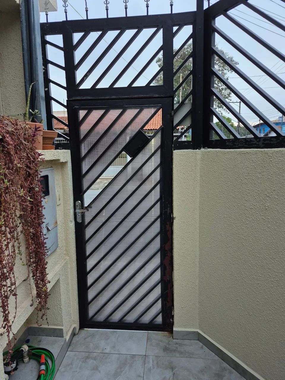 Portão social e de garagem, completo com motor - Foto 5