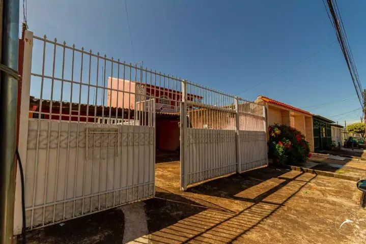 QNO 9 - casa 3 quartos com ampla area de garagem 