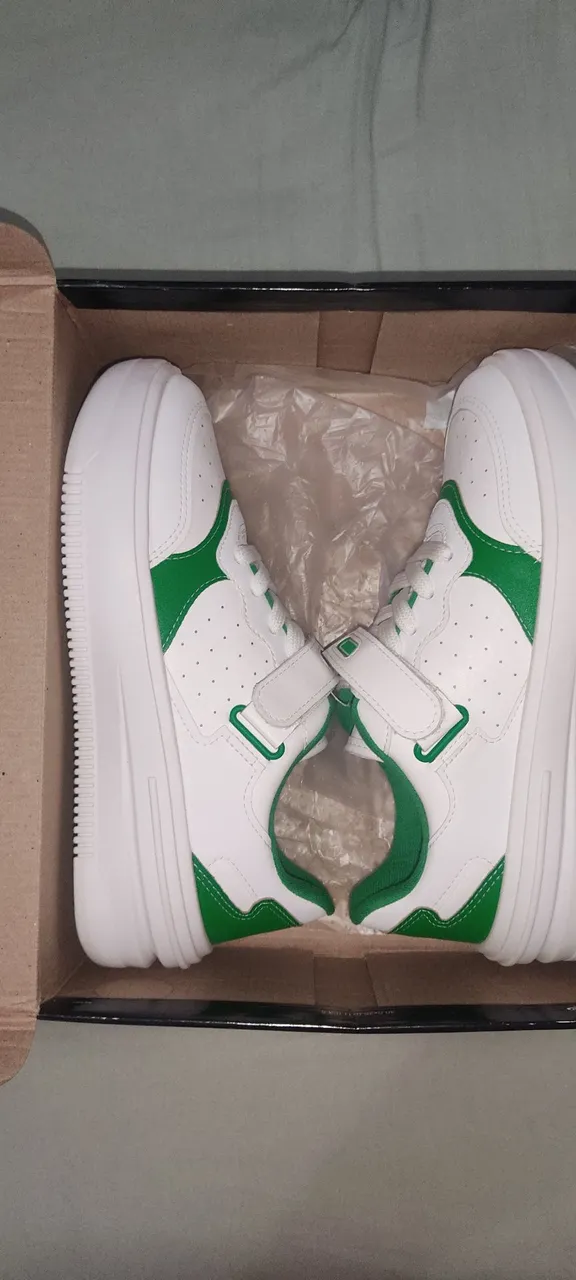Tênis Casual Feminino Branco e Verde