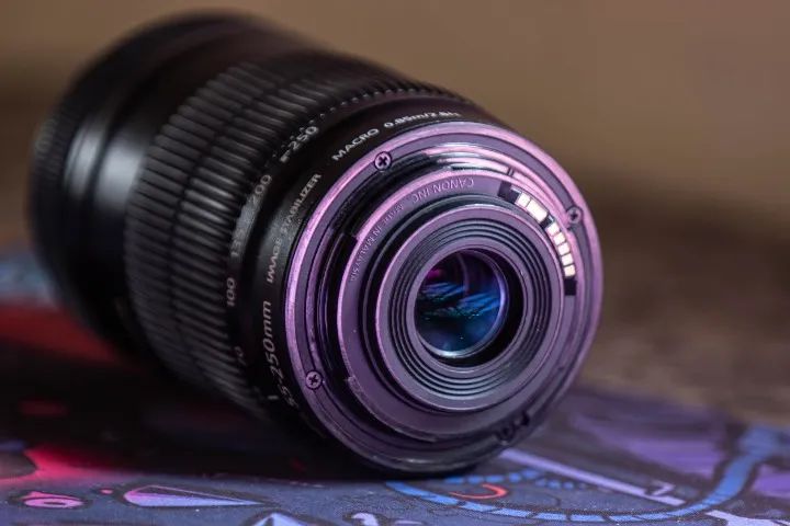 Lente Canon Ef-s 55-250mm F/4-5.6 Is Stm + Acessórios (Usado) - Foto 4