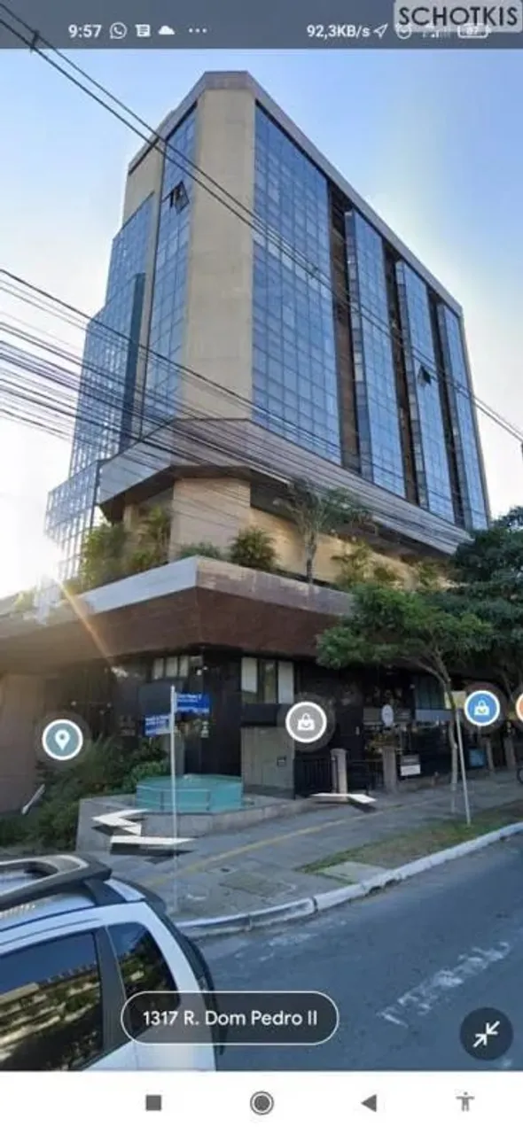 IMOBILIÁRIA SCHOTKIS ALUGA SALA COMERCIAL, EM PLENA RUA MARQUÊS DO POMBAL ESQUINA COM CARL