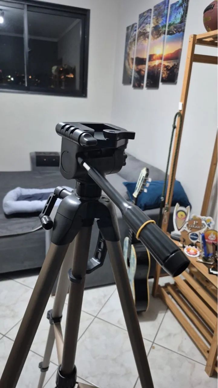 Tripé para Câmera Profissional - Estabilidade e Qualidade