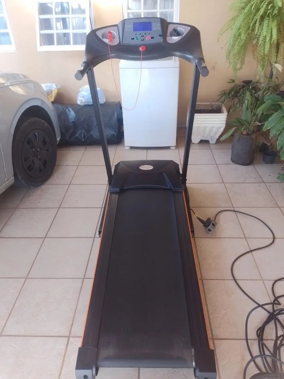 Esteira Eletrica 220v - Nova (Pouco uso) - Foto 4