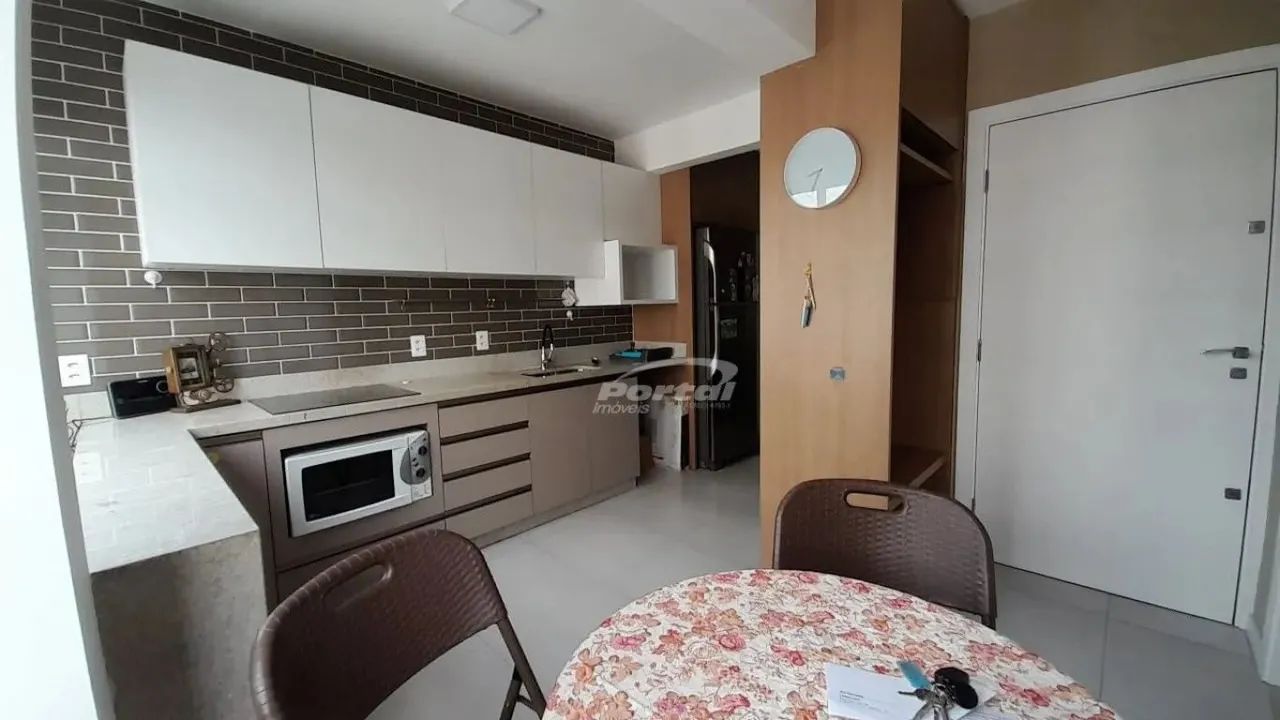 Apartamento semimobiliado, com 3 dormitórios sendo 1 suíte, disponível para venda no Bairr - Foto 4