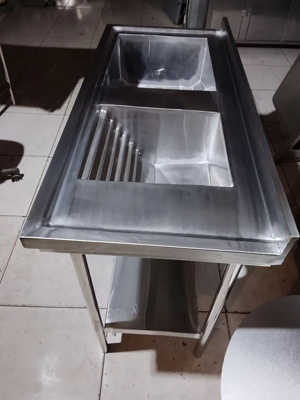 Pia Industrial de Aço Inox com Cuba e Grelha