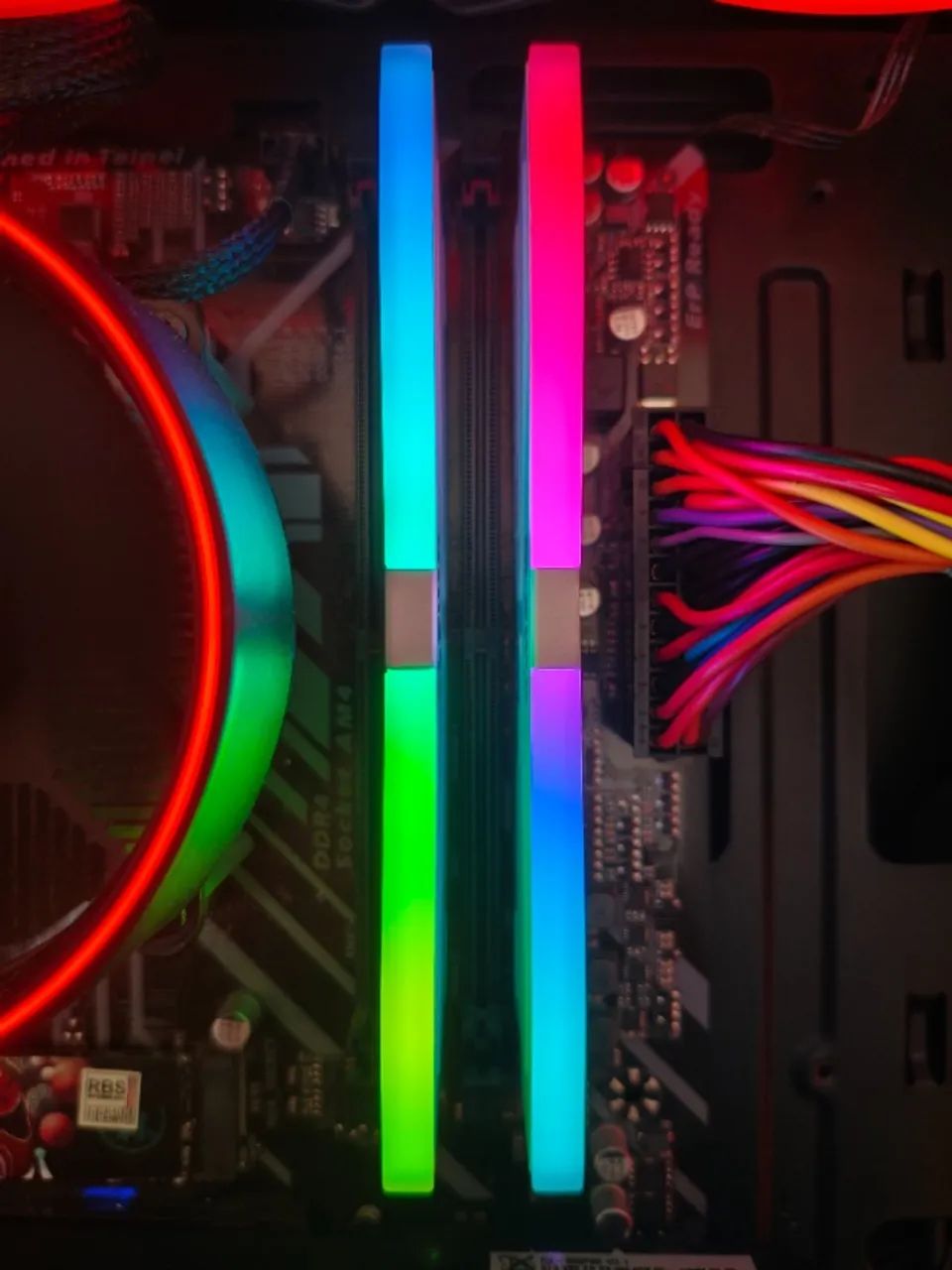 Memoria DDR4 GLOWY 16GB 3200MHZ RGB - Foto 3