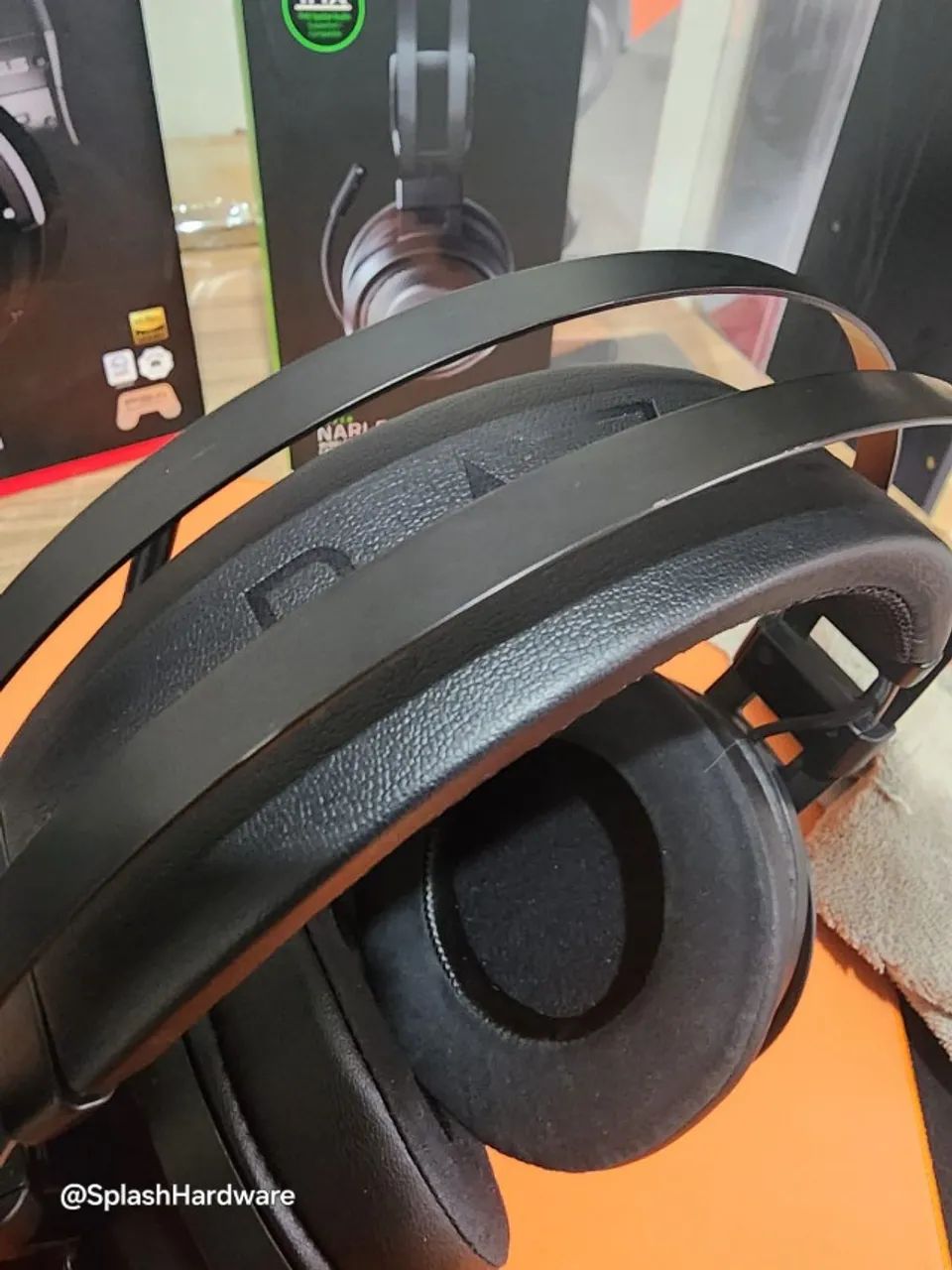 Razer Nari Essential RC30-026901 Wireless Gaming Headset Black - Foto 5