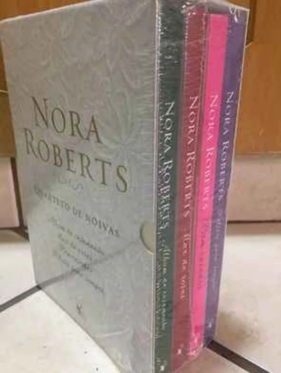 Box Quarteto de Noivas - Nora Roberts - Foto 4
