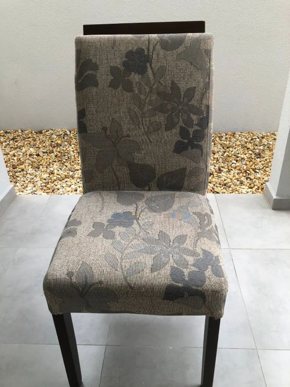 Conjunto de mesa com 6 cadeiras - Foto 4