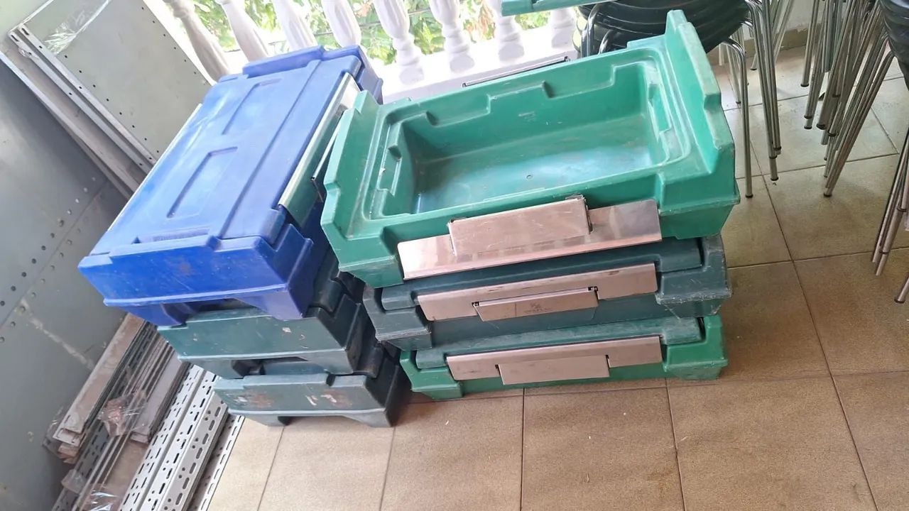 Caixa térmica Hotbox 100,30 e 15 litros - Foto 2