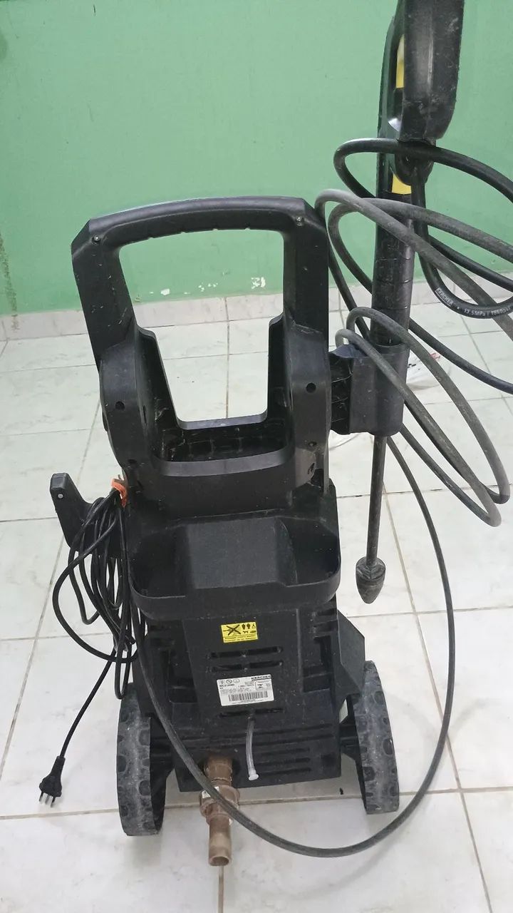 Lavadora de Alta Pressão Karcher K4 - Foto 2